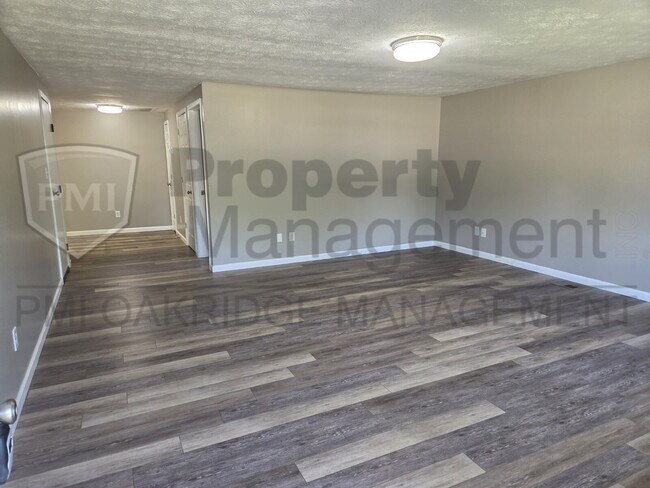 3 Bedroom Single Level Duplex with Garage