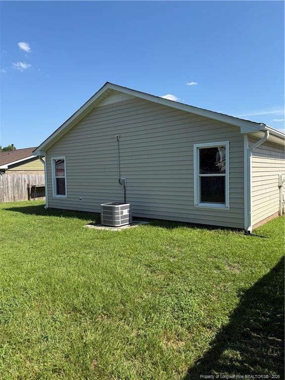 Photo - 2212 Mossycup Ln