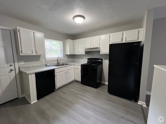 Building Photo - 2 bedroom, 1 bath Duplex in Gallatin Rental