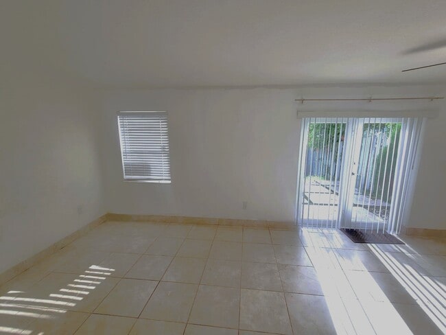 Photo - 20758 SW 83rd Ave