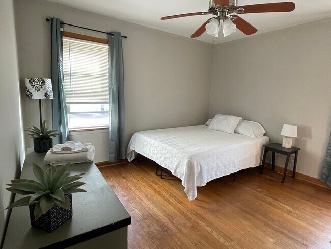 Photo - 1536 Idlewood Avenue