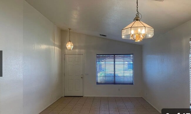 Photo - 978 E Monteleone St