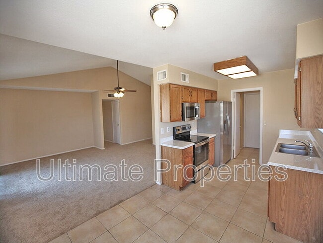 Photo - 6938 W Cochise Dr