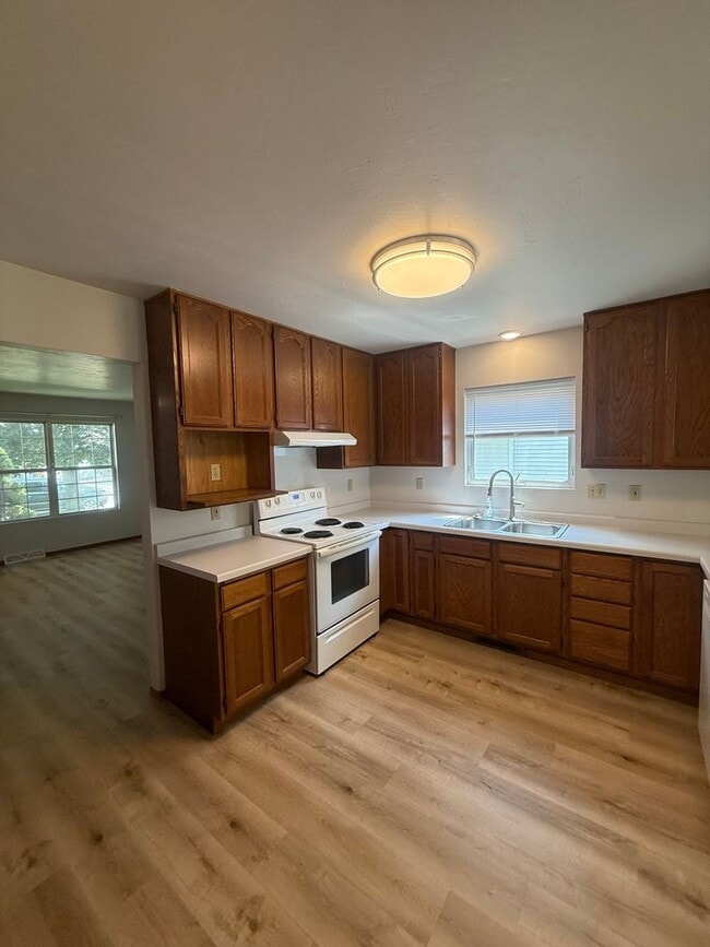 Photo - 600-602 Mollies Way Unit 602 Mollies Way