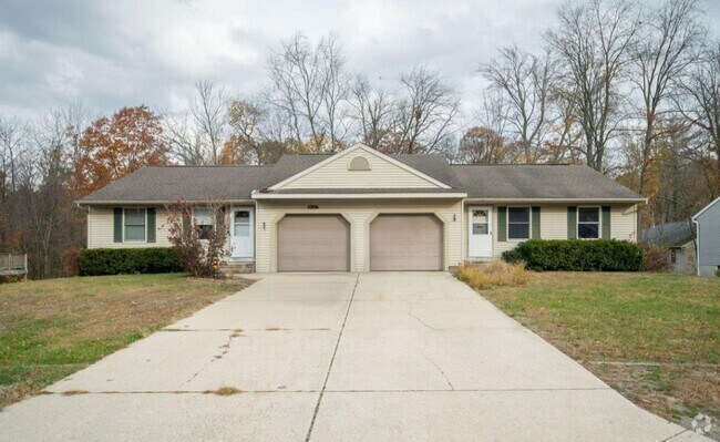 Building Photo - 14825 Timber Ln Rental