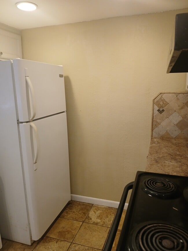Photo - 5101 Middlecoff Cir Unit 5