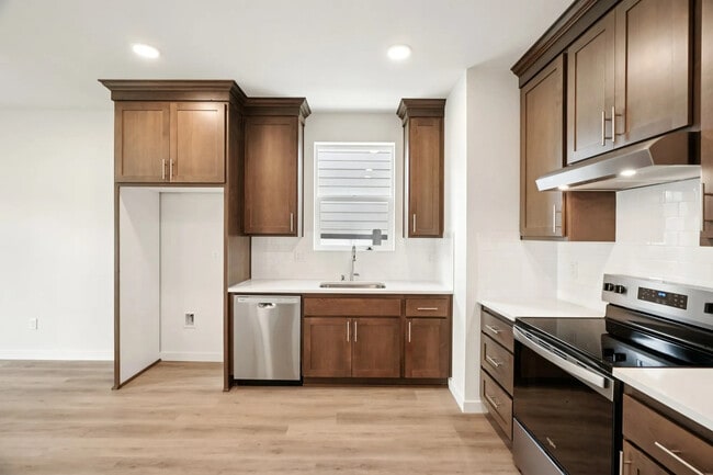 Photo - 1915 NW 18th Ave