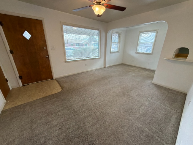 Photo - 1811 Remington St