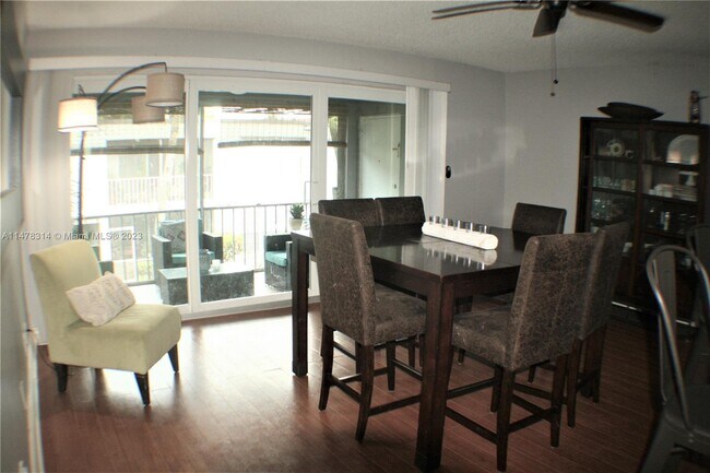 Photo - 284 NW 69th Ave Unit 280