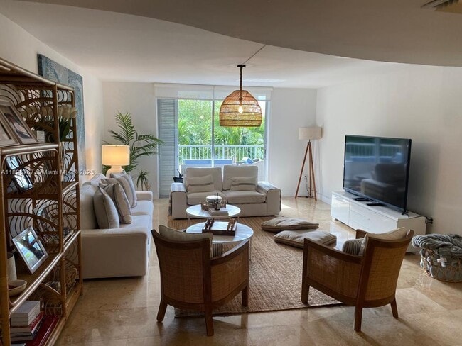 Photo - 210 Seaview Dr Unit 312