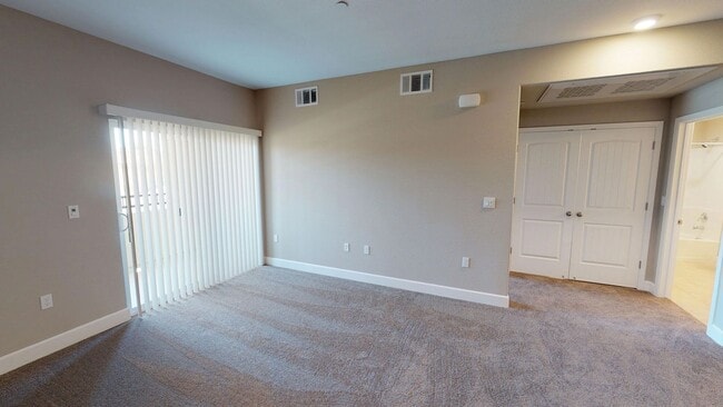 Edgewater Apartments