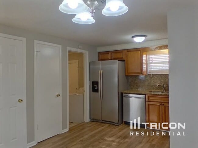 Photo - 6401 81st Ave