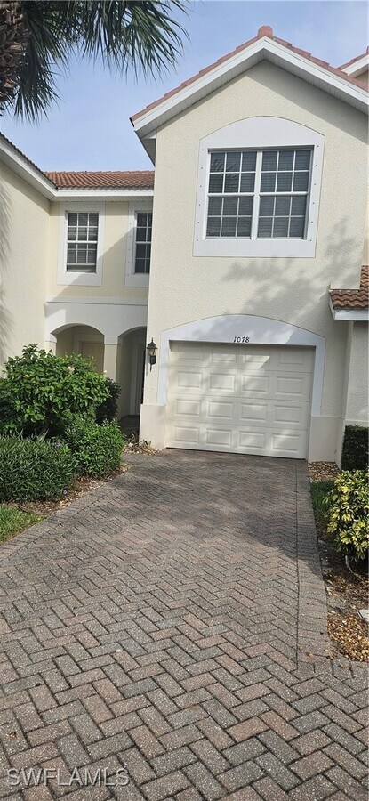 Photo - 1078 Albany Ct