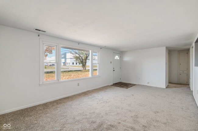 Photo - 4333 N County Road 1000 East