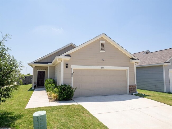 Photo - 13019 Tarland St