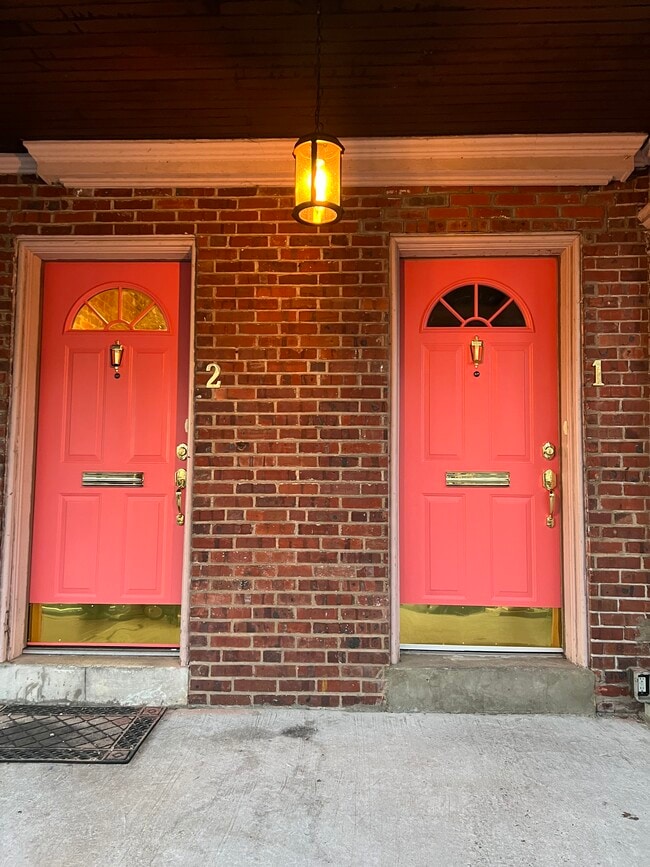 Building Photo - 507 N Rodney St Unit Apt #1