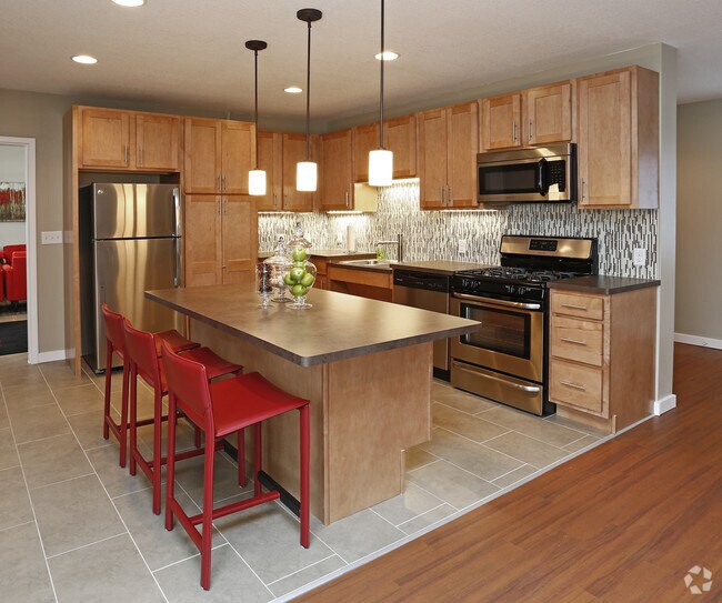Lexington Hills Apartments For In Eagan Mn Community Clubroom Lexington Hills Apartments