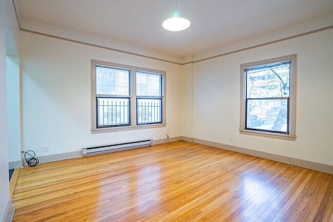 Photo - The Duke Apartments