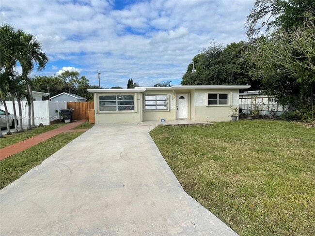 Photo - 5805 Moseley St House