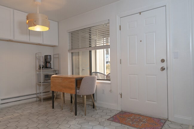 Photo - 1209 W Plum St Unidad 1209 plum