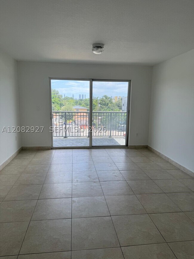 Photo - 2647 NW 25th Ave Unit 411