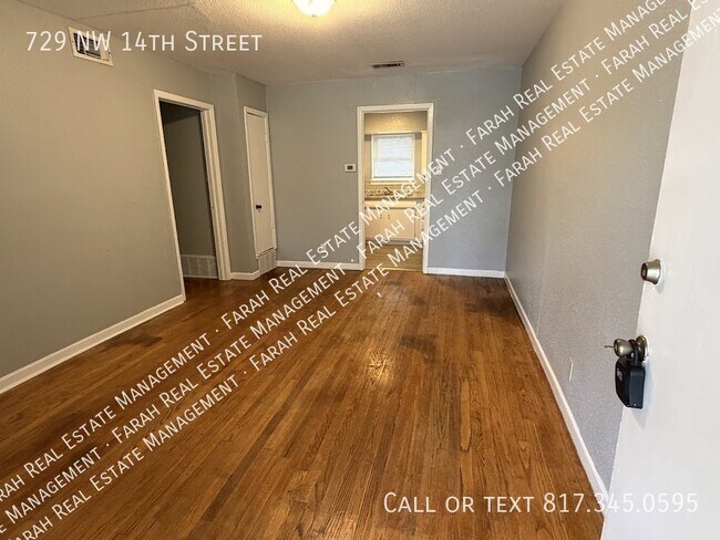 Photo - 729 NW 14th St