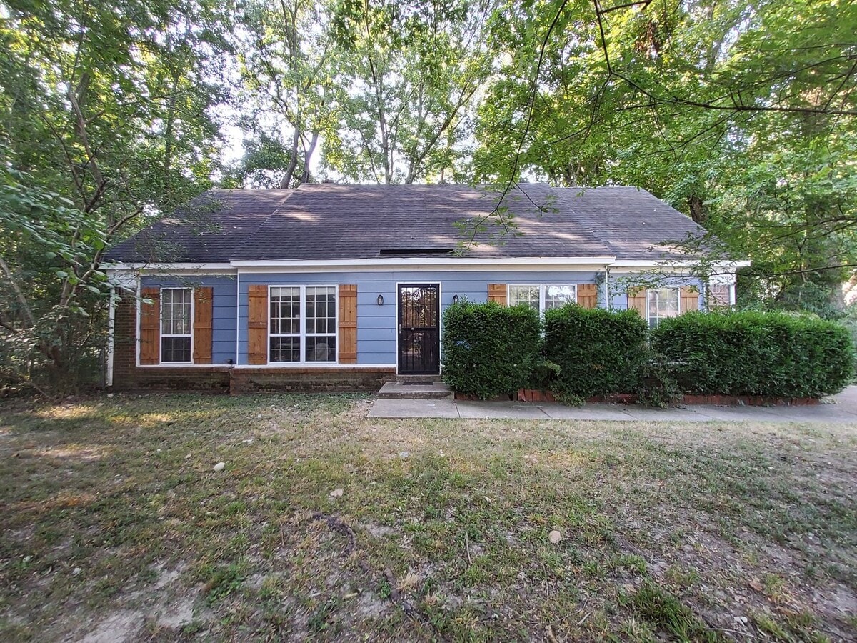 Photo - 4888 Farmwood Dr House