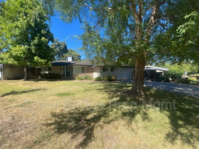 Photo - 3751 El Ricon Way