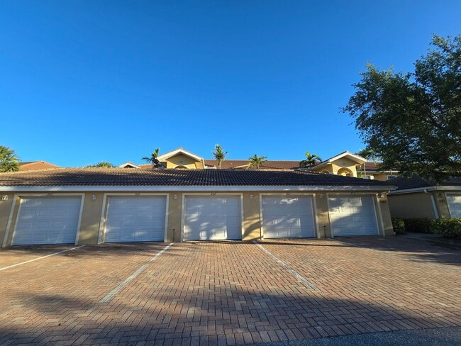 Photo - 1101 Winding Pines Circle