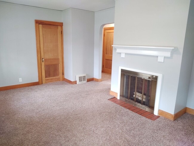 Photo - Great 3 Bedroom Home for Rent in Moline