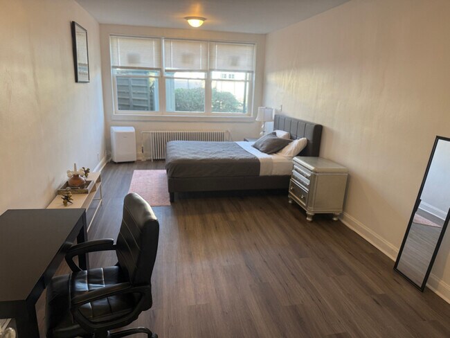 Photo - 441 Manor Pl NW Unit Apt 2