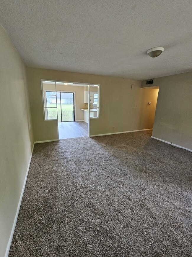 Photo - BELOW MARKET RENT!