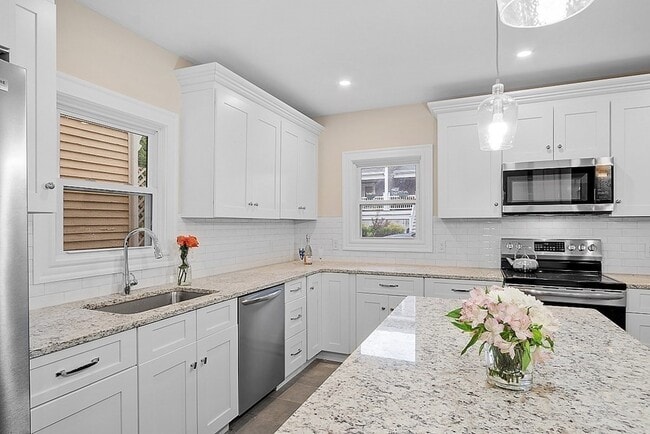 Photo - 42 Highland St Unit 2