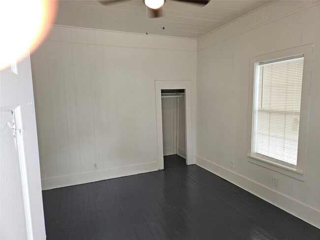 Photo - 2118 Elysian St