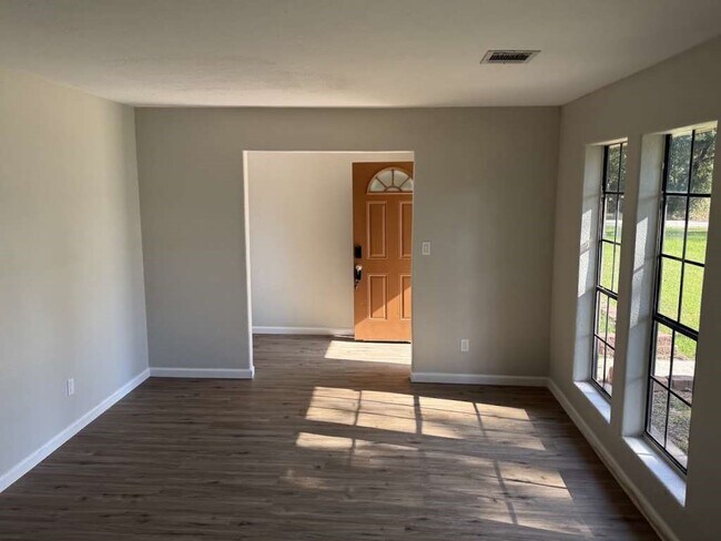 Photo - 540 River Plantation Dr