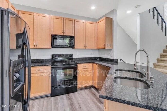 Photo - 5625 S 21st Pl