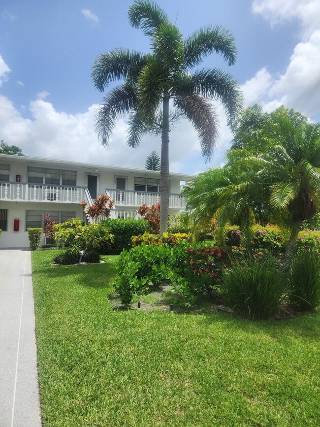 Photo - 346 Windsor N Unit O