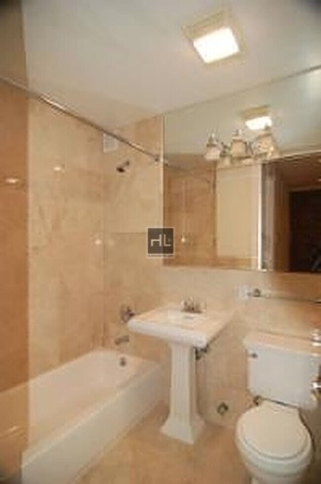 Photo - E 1ST ST. Unit 3R