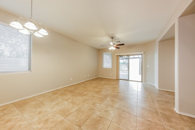 Photo - 38502 N Pagoda Ct