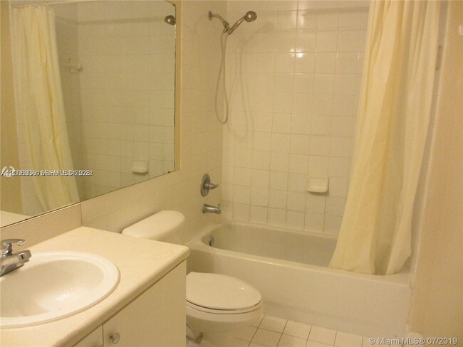 Photo - 5091 NW 7th St Unidad 807