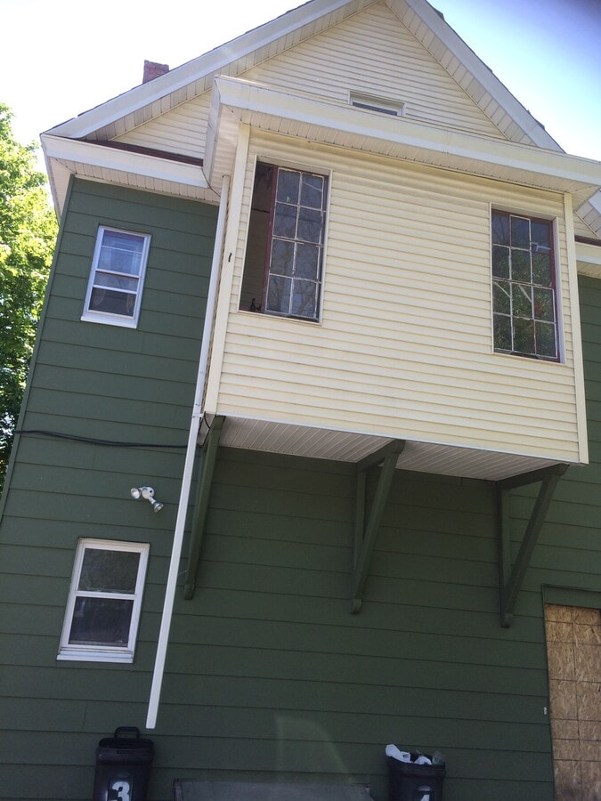 Photo - 1633 Broadway Unit Front down apt 1 front