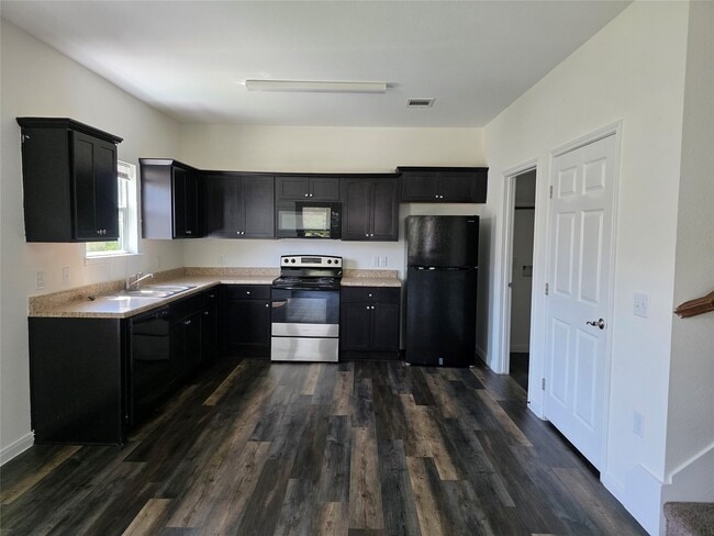 Photo - 6210 Lacey Oak Dr