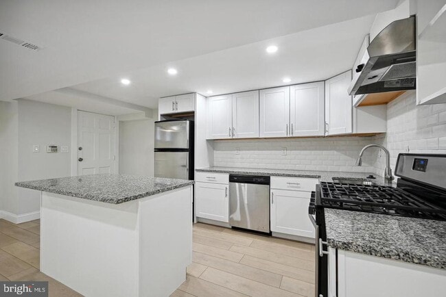 Photo - 3016 13th St NW