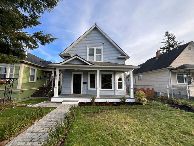 Beautiful 3 Bedroom home in Everett - Beautiful 3 Bedroom home in Everett