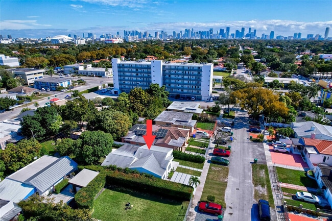 Photo - 2733 SW 15th St