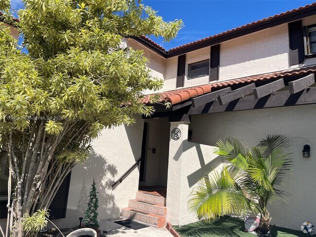 Building Photo - 15202 SW 46th Ln Rental