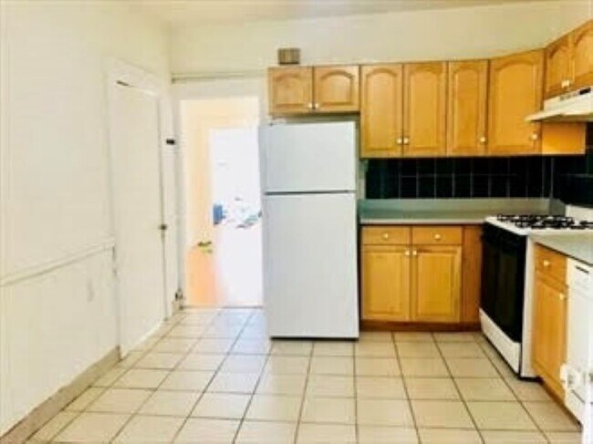 Photo - 8 Berkeley St Unit 1