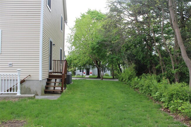 Photo - 243 Knollwood Ave
