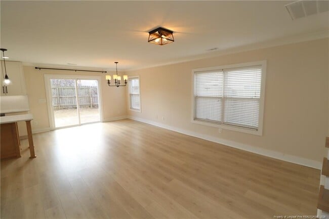 Photo - 240 Trayesan Dr