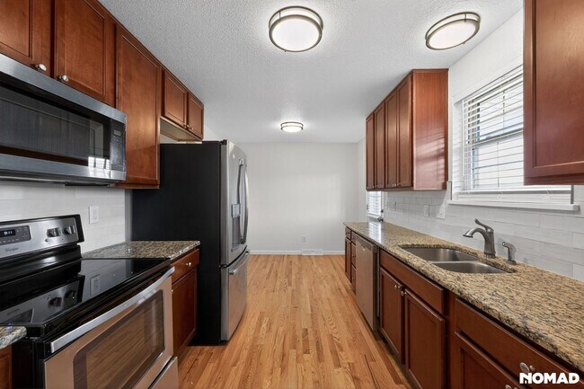 Photo - 406 S Uvalda St